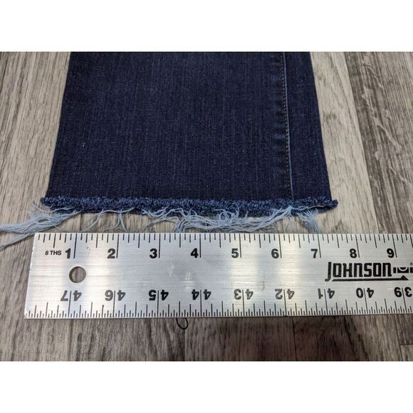 (3/$35) Old Navy Size 4 Short The Sweetheart Fringe Hem Denim Blue Jeans Capris - Picture 11 of 11